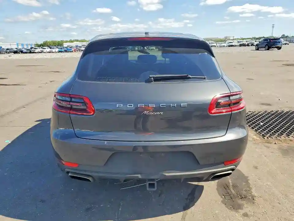 WP1AA2A54HLB82012 2017 PORSCHE MACAN-5