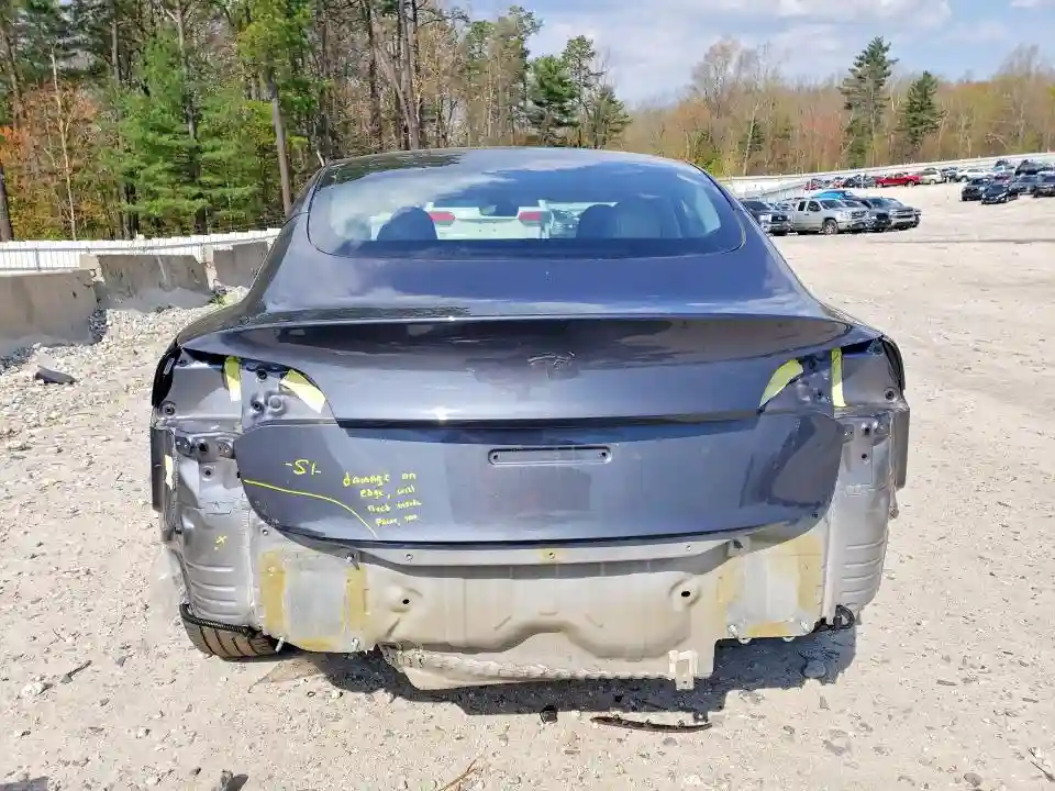 5YJ3E1EA5PF675845 2023 TESLA MODEL 3-5