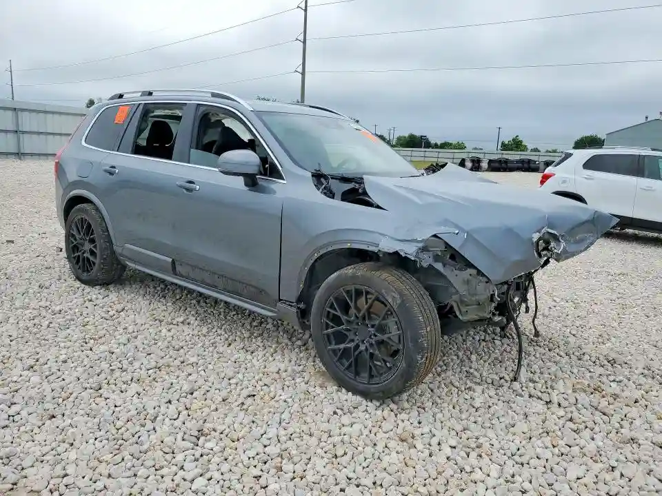 YV4A22PK0G1073520 2016 VOLVO XC90-3