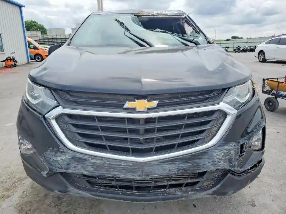 3GNAXKEV9KL110283 2019 CHEVROLET EQUINOX-4