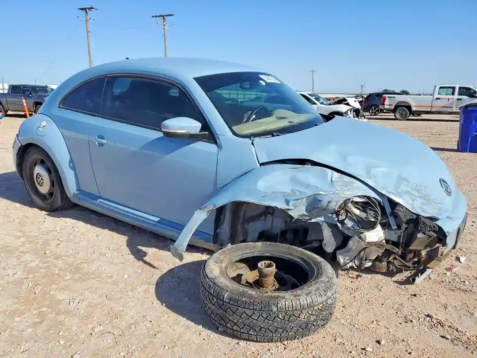 3VWJ17ATXEM654508 2014 VOLKSWAGEN BEETLE-3
