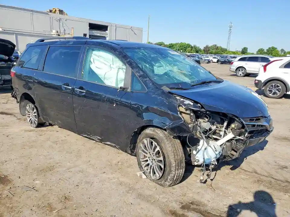 5TDYZ3DCXKS968301 2019 TOYOTA SIENNA-3