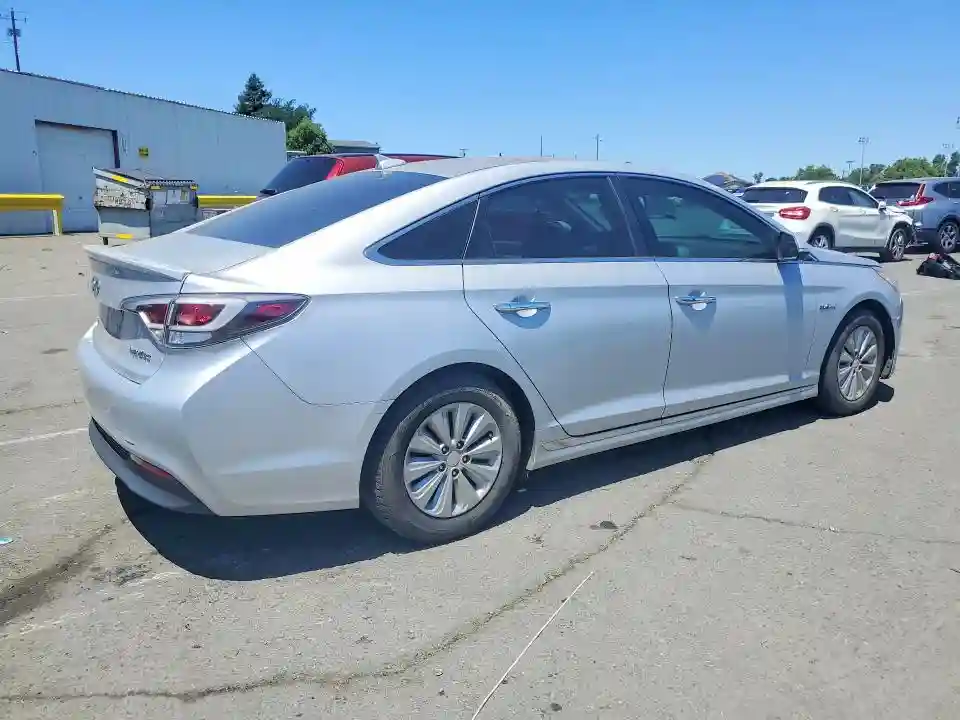 KMHE24L11GA012265 2016 HYUNDAI SONATA-2