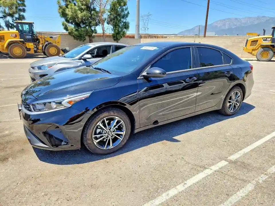 3KPF24ADXRE782342 2024 KIA FORTE LXS-0