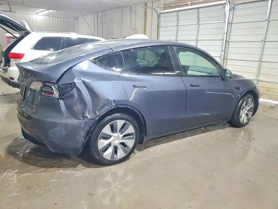 7SAYGDEE3NF393479 2022 TESLA MODEL Y-2