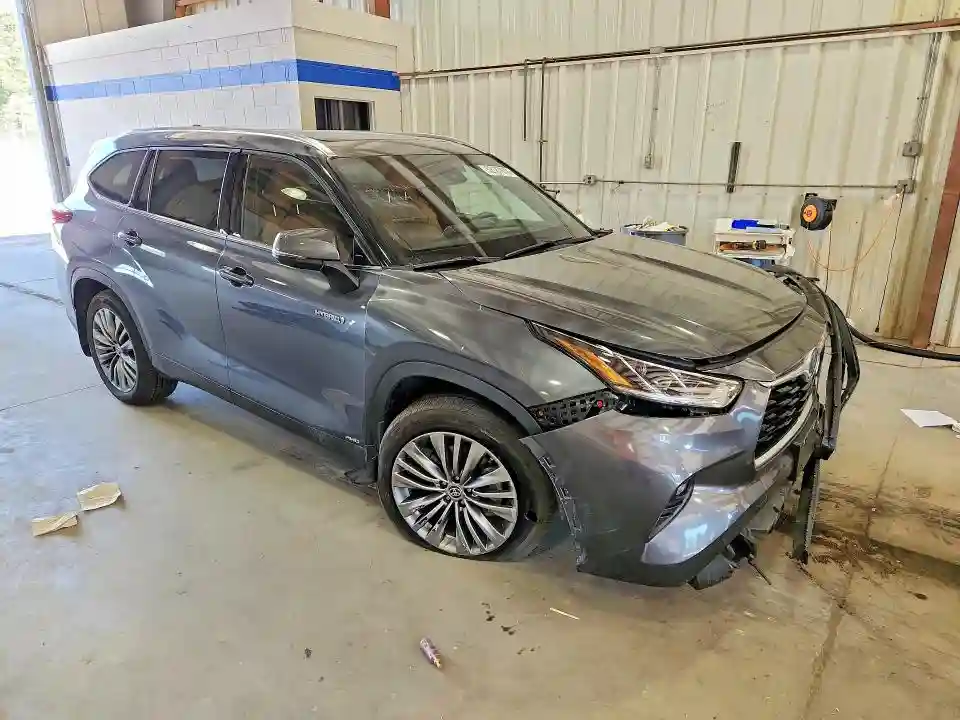 5TDEBRCHXMS017929 2021 TOYOTA HIGHLANDER-3