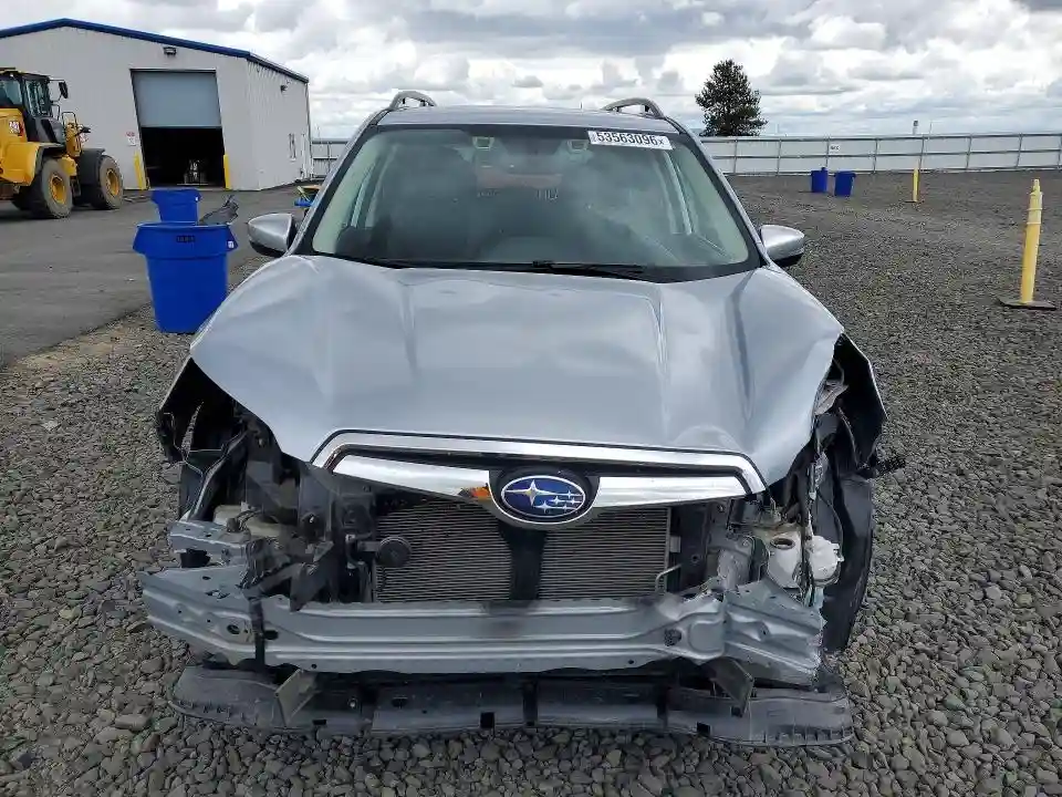 JF2SKAXC6LH417784 2020 SUBARU FORESTER-4