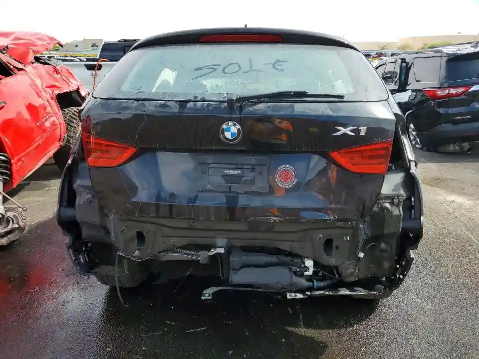 WBAVM1C5XFVW58778 2015 BMW X1-5