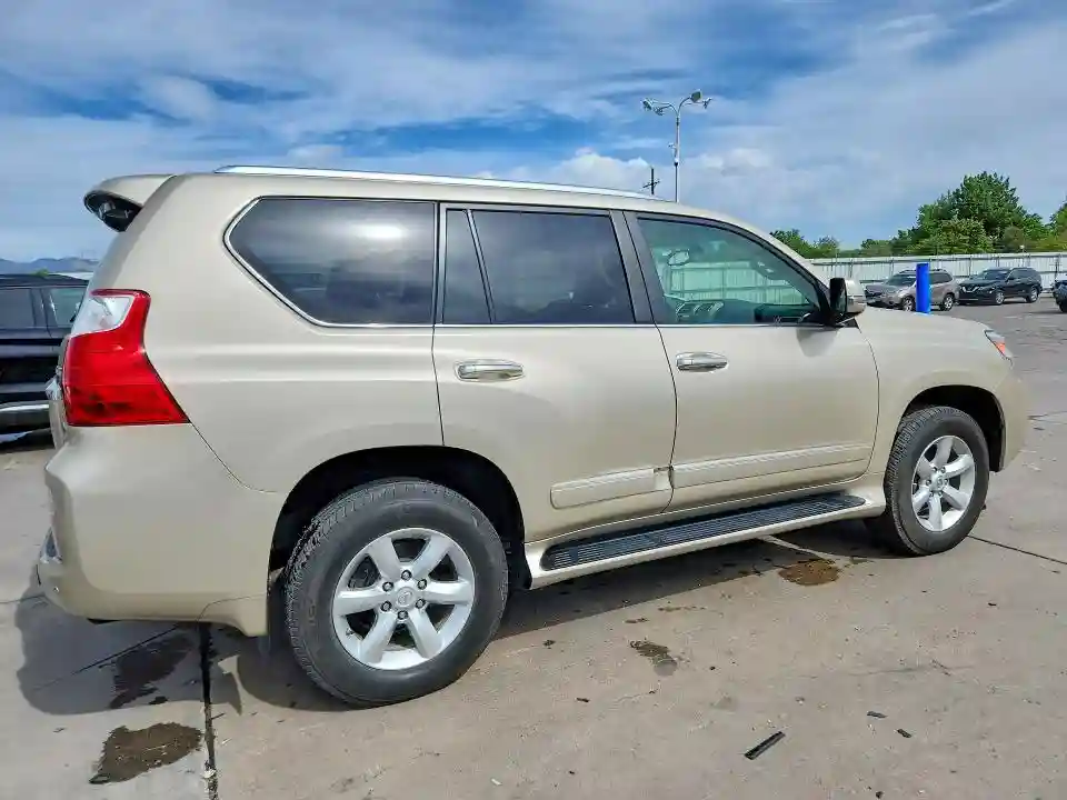JTJJM7FXXA5013989 2010 LEXUS GX-2
