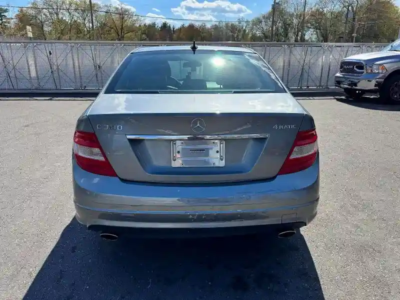 WDDGF8BB7AF451845 2010 MERCEDES-BENZ C-CLASS-4