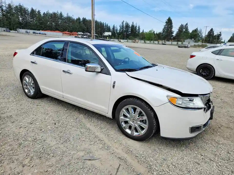 3LNHL2GC7CR806620 2012 LINCOLN MKZ-3