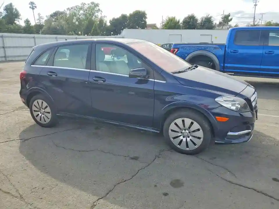 WDDVP9AB0HJ013946 2017 MERCEDES-BENZ B-CLASS-3