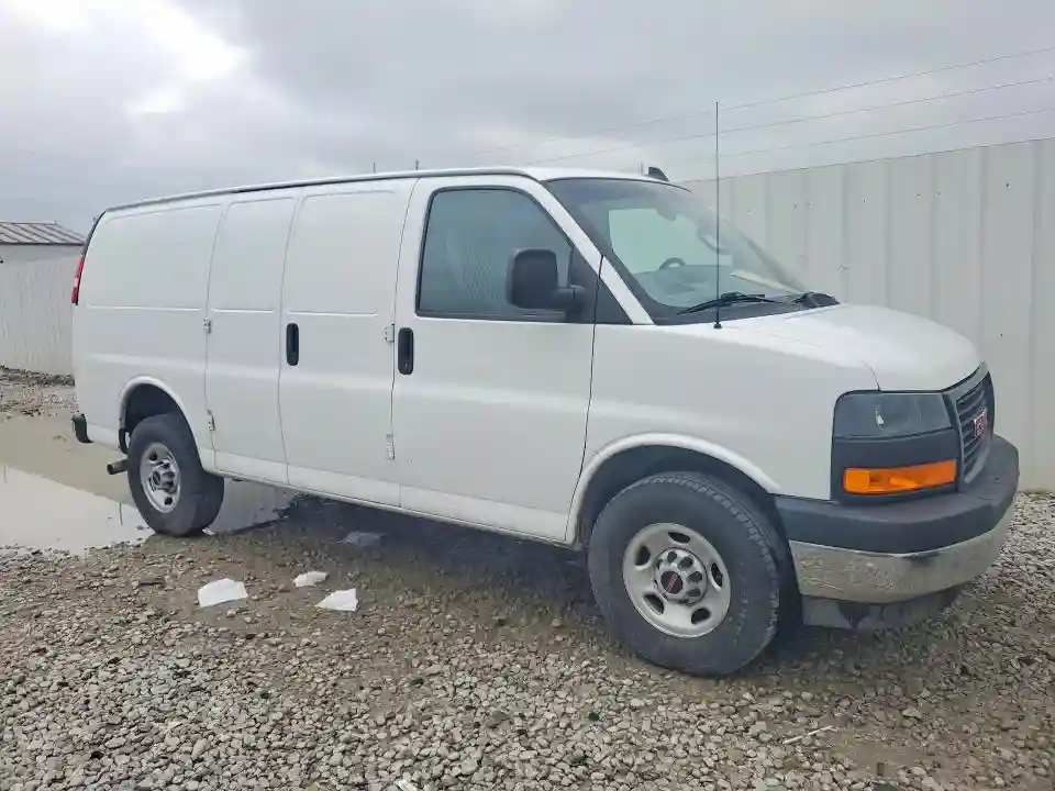 1GTW7AF76N1240543 2022 GMC SAVANA-3