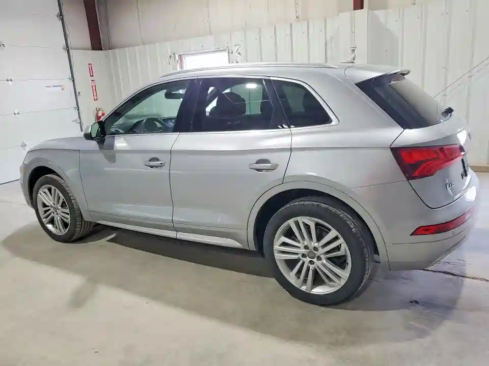 WA1BNAFY8J2239065 2018 AUDI Q5-1