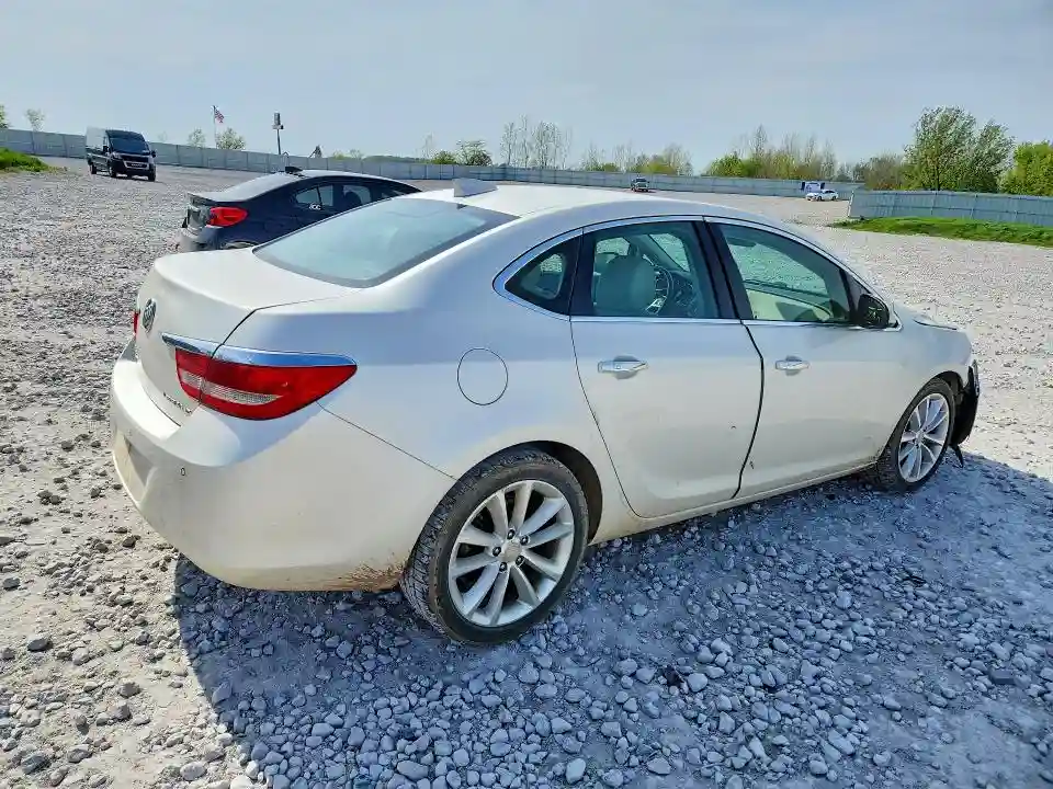 1G4PS5SK5F4129577 2015 BUICK VERANO-2