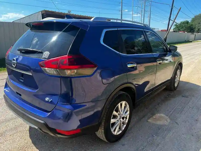 KNMAT2MT9JP571152 2018 NISSAN ROGUE-3