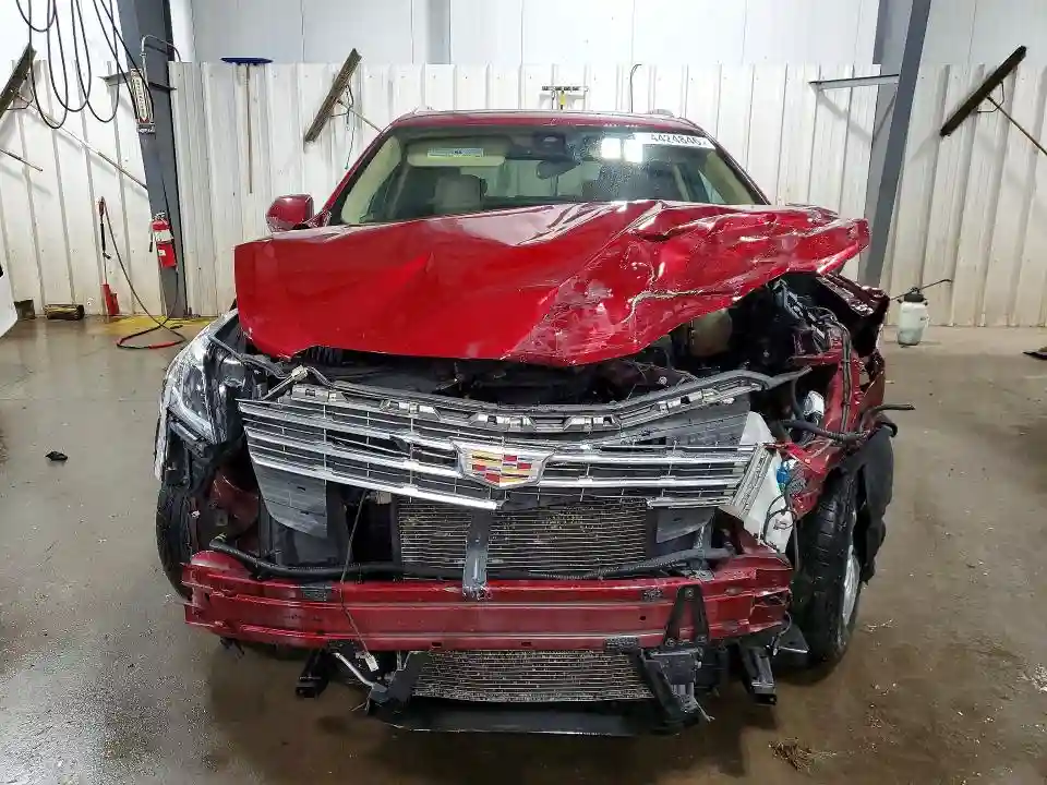 1GYKNFRS1HZ134583 2017 CADILLAC XT5-4