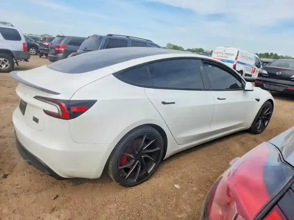 5YJ3E1ET4SF036480 2025 TESLA MODEL 3-2