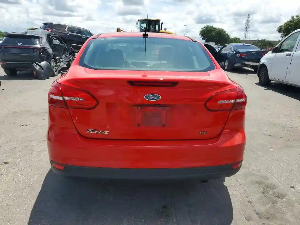 1FADP3F27HL327423 2017 FORD FOCUS-5
