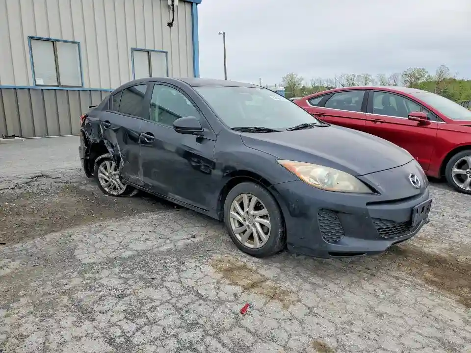 JM1BL1U80D1703135 2013 MAZDA 3-3