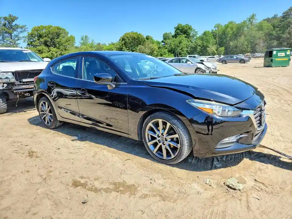 3MZBN1L34JM252531 2018 MAZDA 3-3