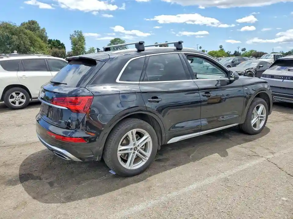 WA1G2AFY7R2121423 2024 AUDI Q5-2