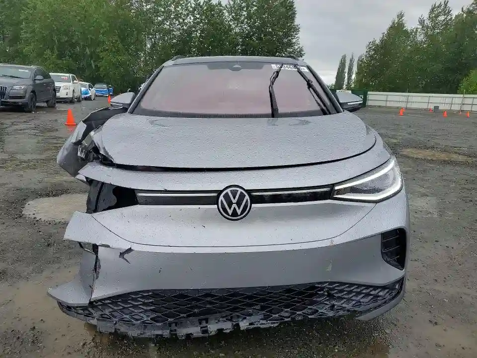 1V2WSPE88SC006995 2025 VOLKSWAGEN ALL OTHER-4