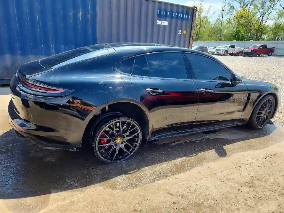 WP0AF2A71JL140049 2018 PORSCHE PANAMERA-2
