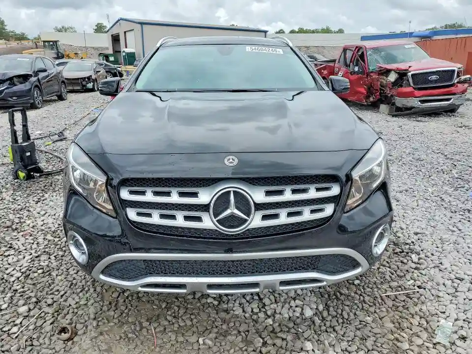 WDCTG4EB2JJ435246 2018 MERCEDES-BENZ GLA-CLASS-4