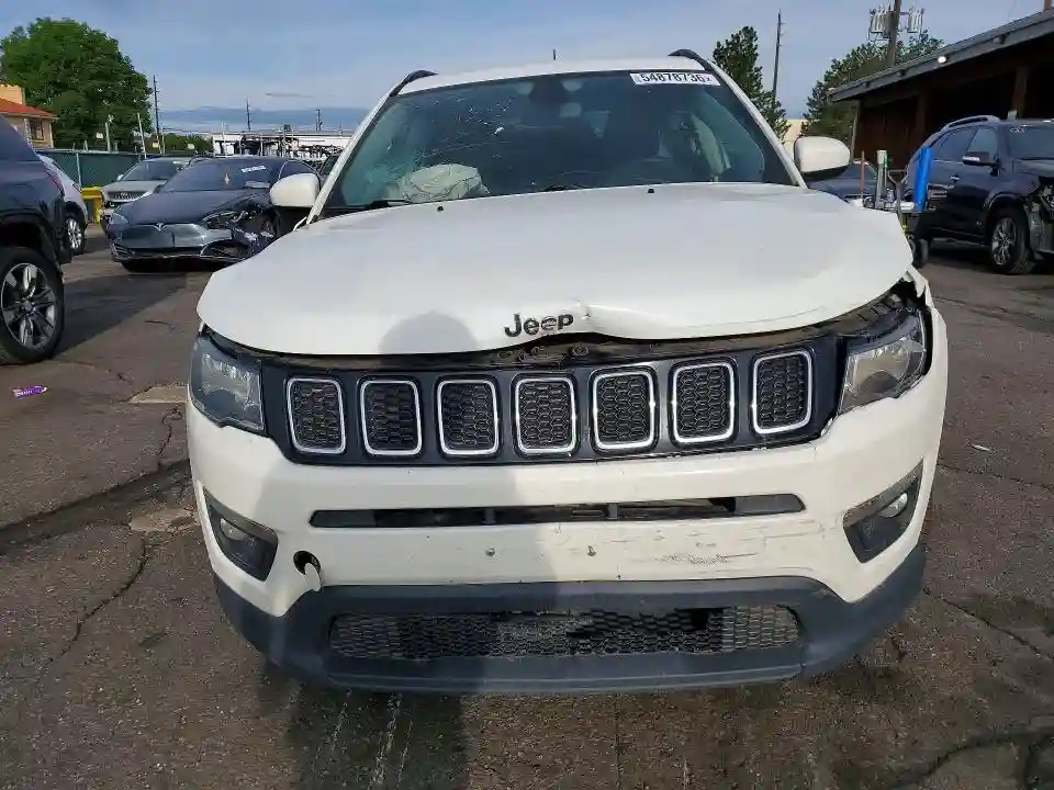 3C4NJCBB2MT585644 2021 JEEP COMPASS-4