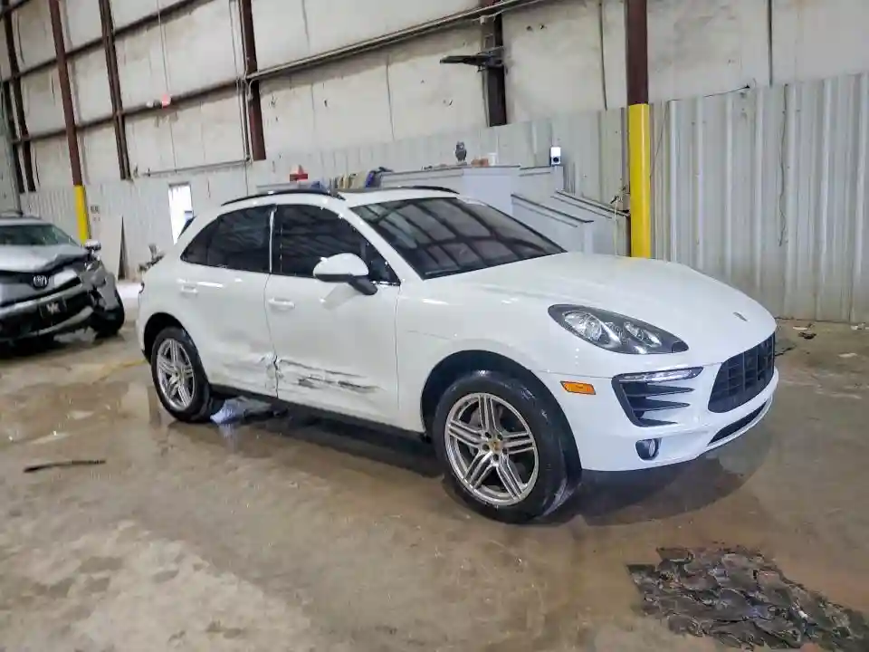 WP1AB2A56GLB45166 2016 PORSCHE MACAN-3