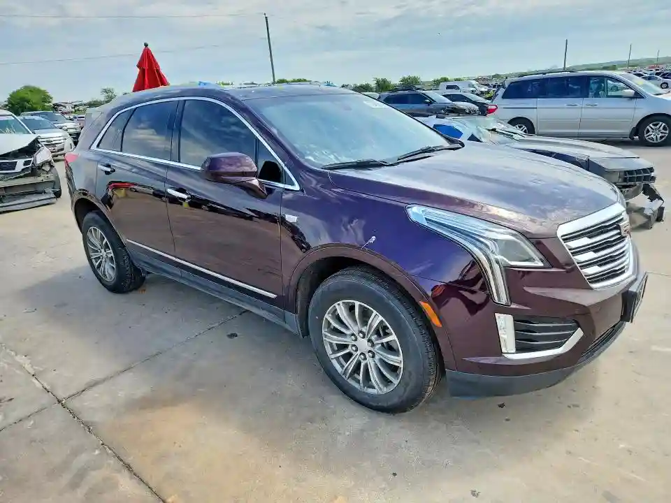 1GYKNCRS8JZ156052 2018 CADILLAC XT5-3