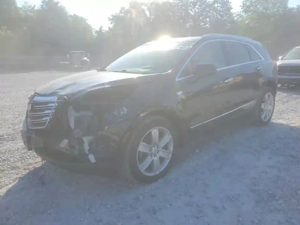 1GYKNBRS9HZ292646 2017 CADILLAC XT5-0