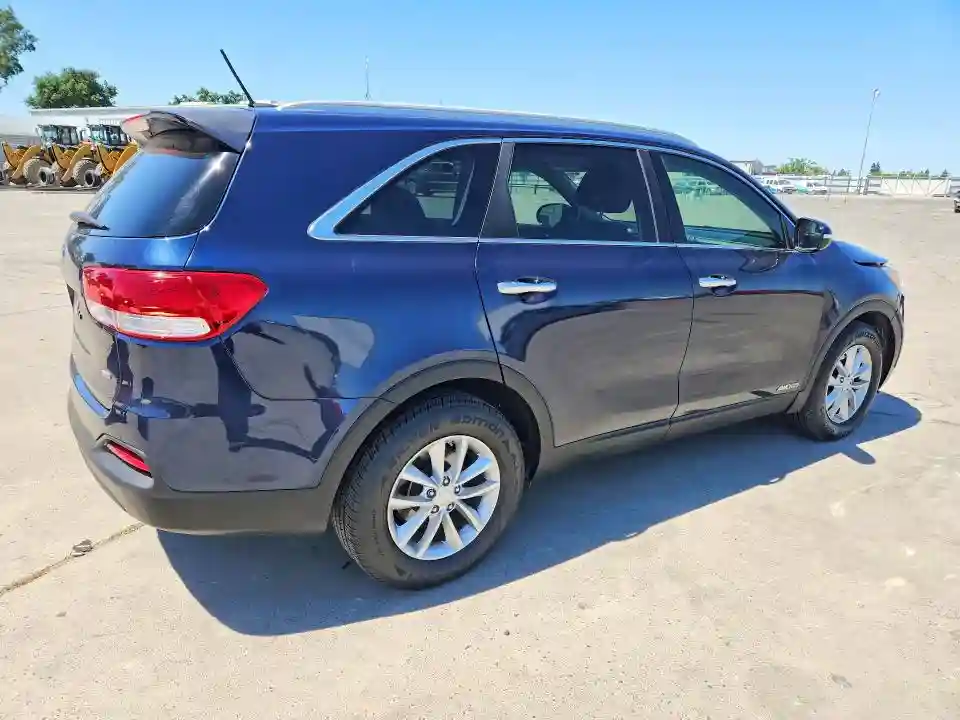 5XYPG4A37GG144563 2016 KIA SORENTO LX-2