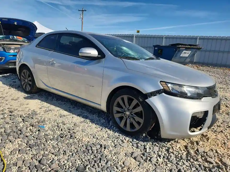 KNAFW6A30B5422681 2011 KIA FORTE-3
