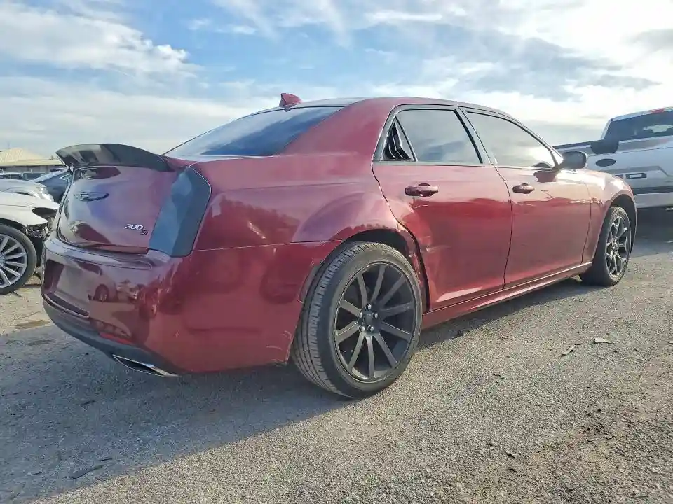 2C3CCAGG8JH302358 2018 CHRYSLER 300-2