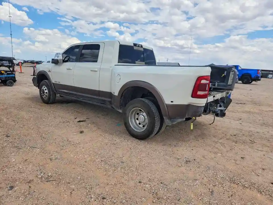 3C63RRNL0PG532243 2023 RAM 3500-1