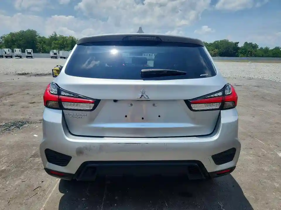 JA4ARUAU1SU008956 2025 MITSUBISHI OUTLANDER-5