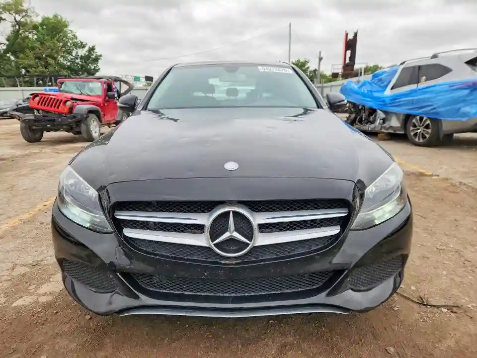 55SWF4HB8HU224036 2017 MERCEDES-BENZ C-CLASS-4
