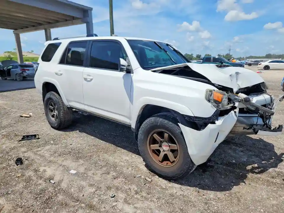 JTEBU5JR9H5440607 2017 TOYOTA 4RUNNER-3