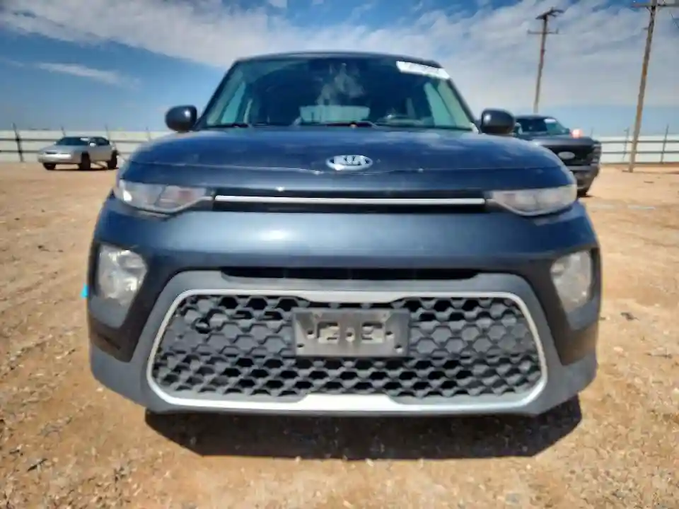 KNDJ23AU6L7083379 2020 KIA SOUL-4