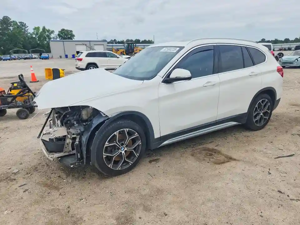 WBXJG9C08L5P75401 2020 BMW X1-0
