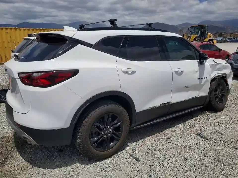 3GNKBHR44NS145539 2022 CHEVROLET BLAZER-2