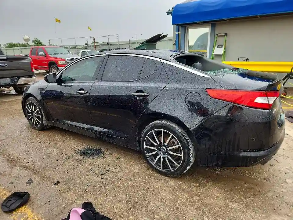 5XXGR4A67CG045387 2012 KIA OPTIMA-1