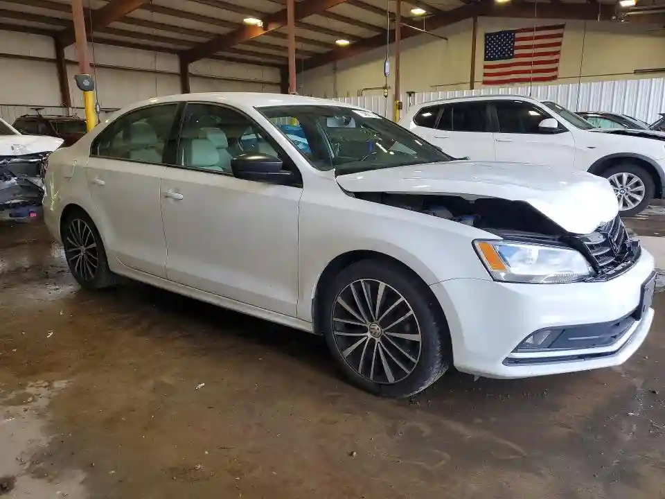 3VWD17AJ3GM412304 2016 VOLKSWAGEN JETTA-3