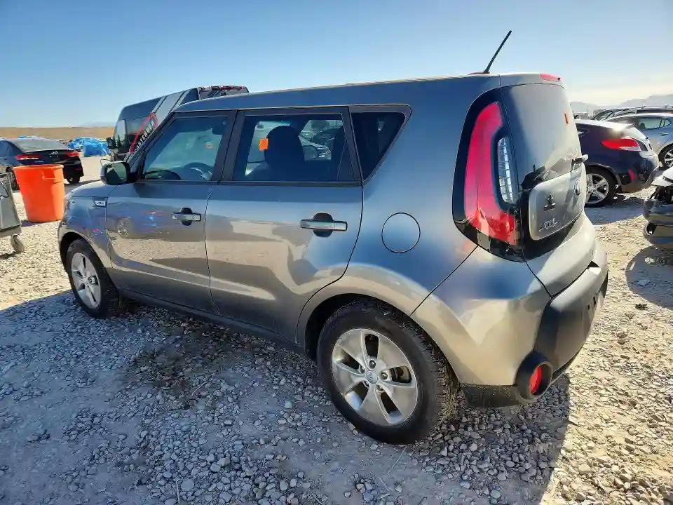 KNDJN2A25G7326167 2016 KIA SOUL-1