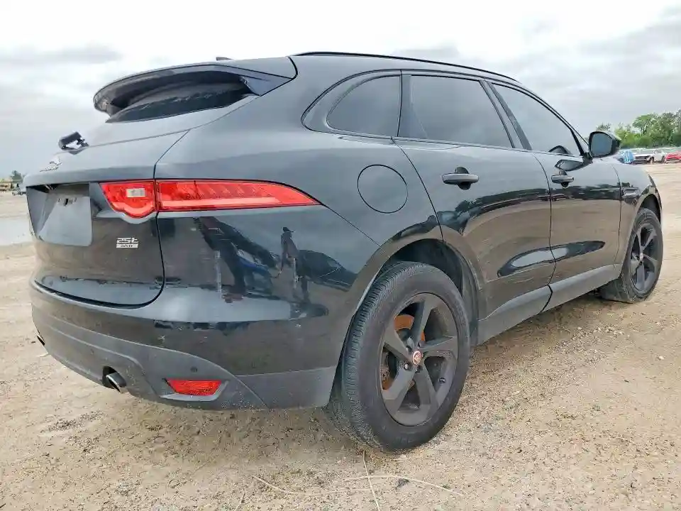 SADCK2FX2LA618222 2020 JAGUAR F-PACE-2
