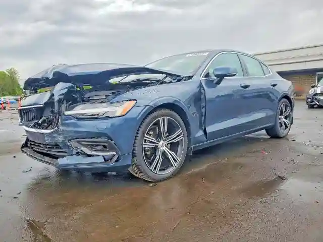 7JRL12FL6NG165204 2022 VOLVO S60-0