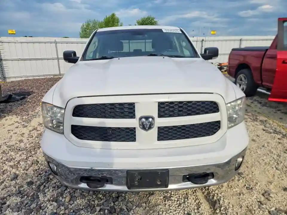1C6RR7TT1HS726422 2017 RAM 1500-4