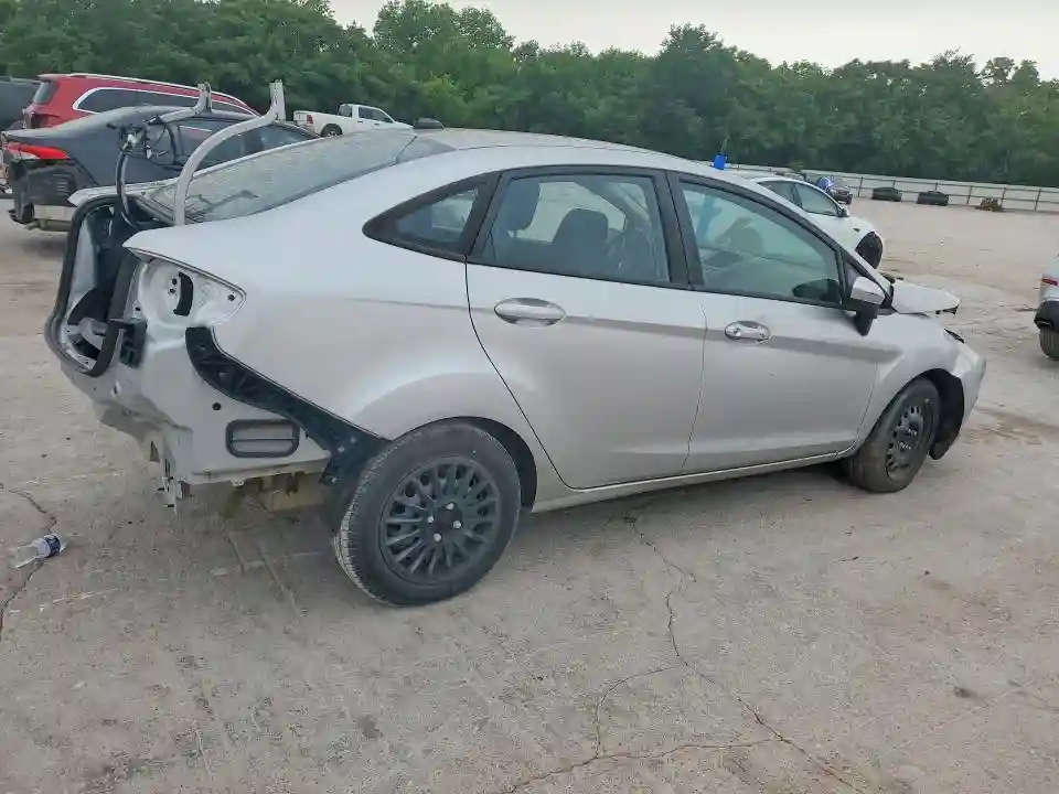 3FADP4AJ8EM121204 2014 FORD FIESTA-2